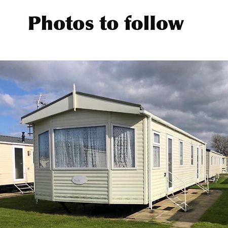 Lovely 3 Bedroom 8 Berth Caravan In Rhyl Zewnętrze zdjęcie
